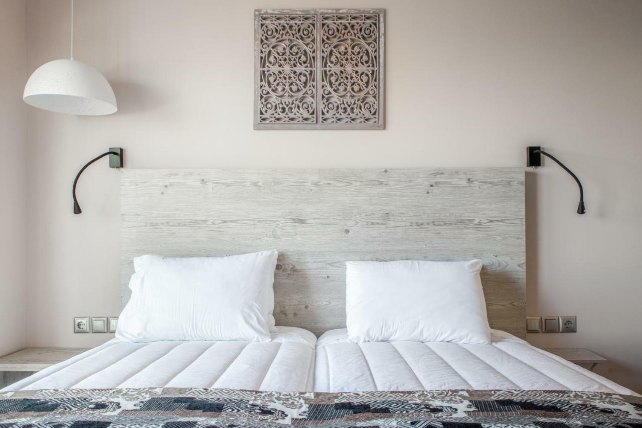 Royalty Suites Loft Nikiti  Bagian luar foto