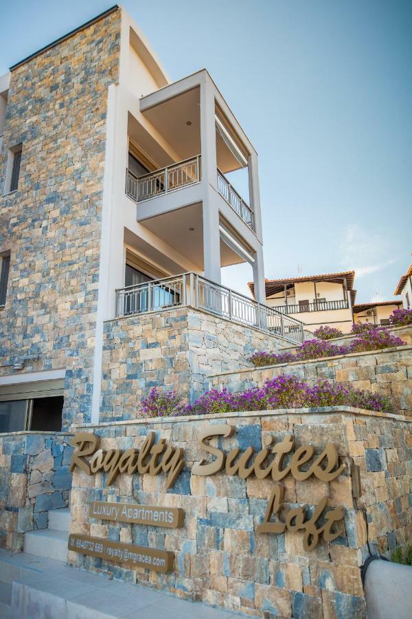 Royalty Suites Loft Nikiti  Bagian luar foto