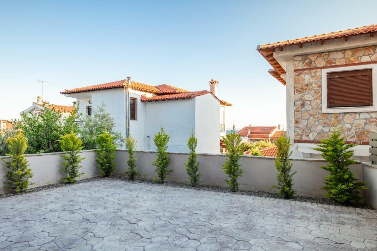 Royalty Suites Loft Nikiti  Bagian luar foto