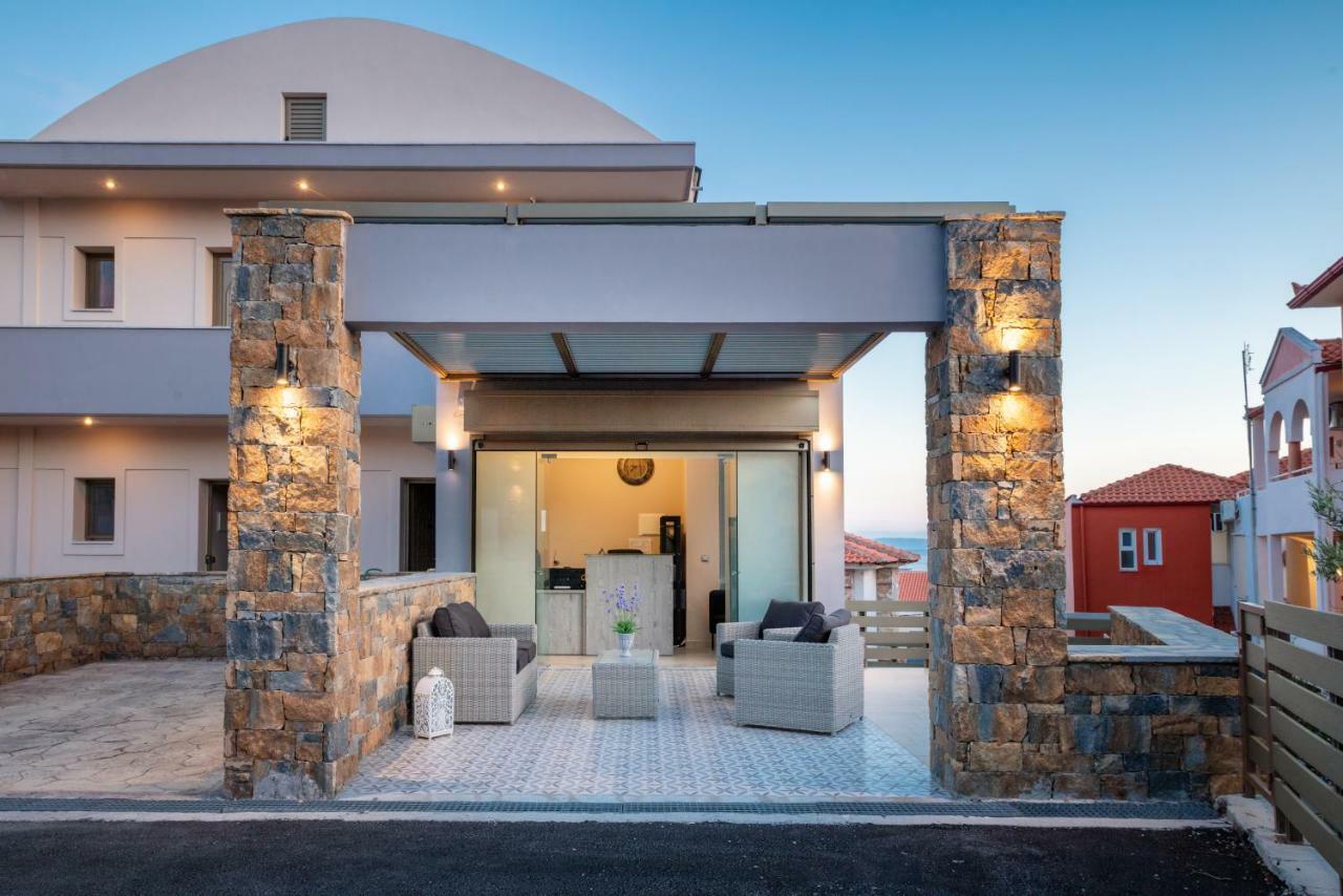 Royalty Suites Loft Nikiti  Bagian luar foto