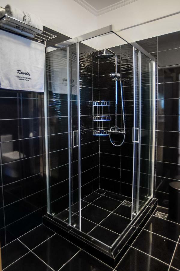 Royalty Suites Loft Nikiti  Bagian luar foto
