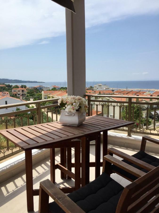 Royalty Suites Loft Nikiti  Bagian luar foto